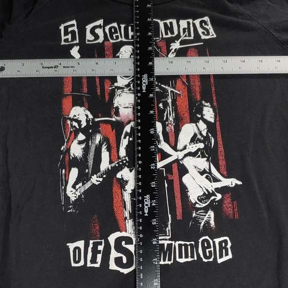 5 Seconds of Summer Long Sleeve Black Tee Small - Picture 6 of 9
